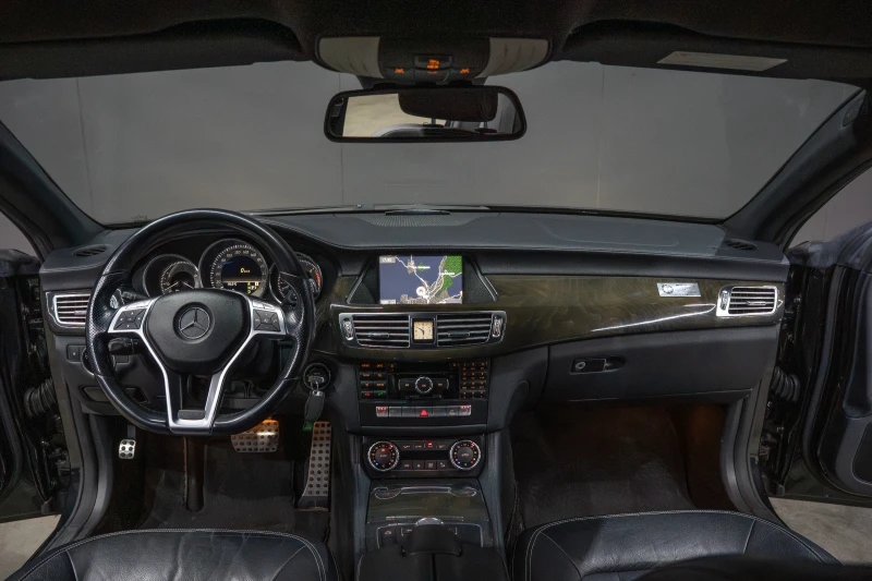 Mercedes-Benz CLS 350 AMG GT 6.3 OPTIC / FULL LED / CARBON / SHADOW LINE, снимка 10 - Автомобили и джипове - 53155765