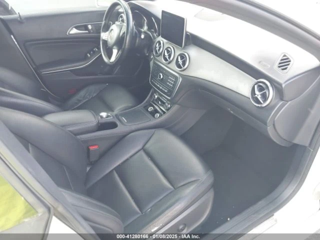 Mercedes-Benz CLA 250 2015 MERCEDES-BENZ CLA 250, снимка 9 - Автомобили и джипове - 49179247