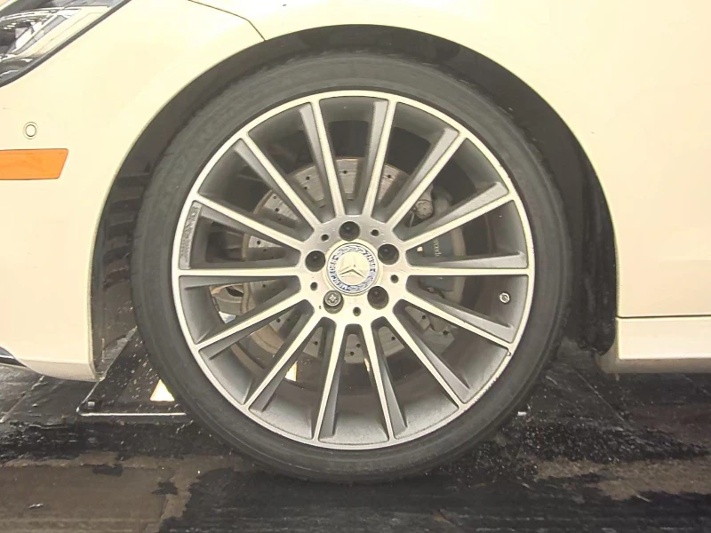 Mercedes-Benz CLS 400 - 35400 лв. - 40156870 | Car24.bg