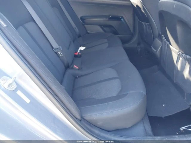 Kia K5 LXS - изображение 8