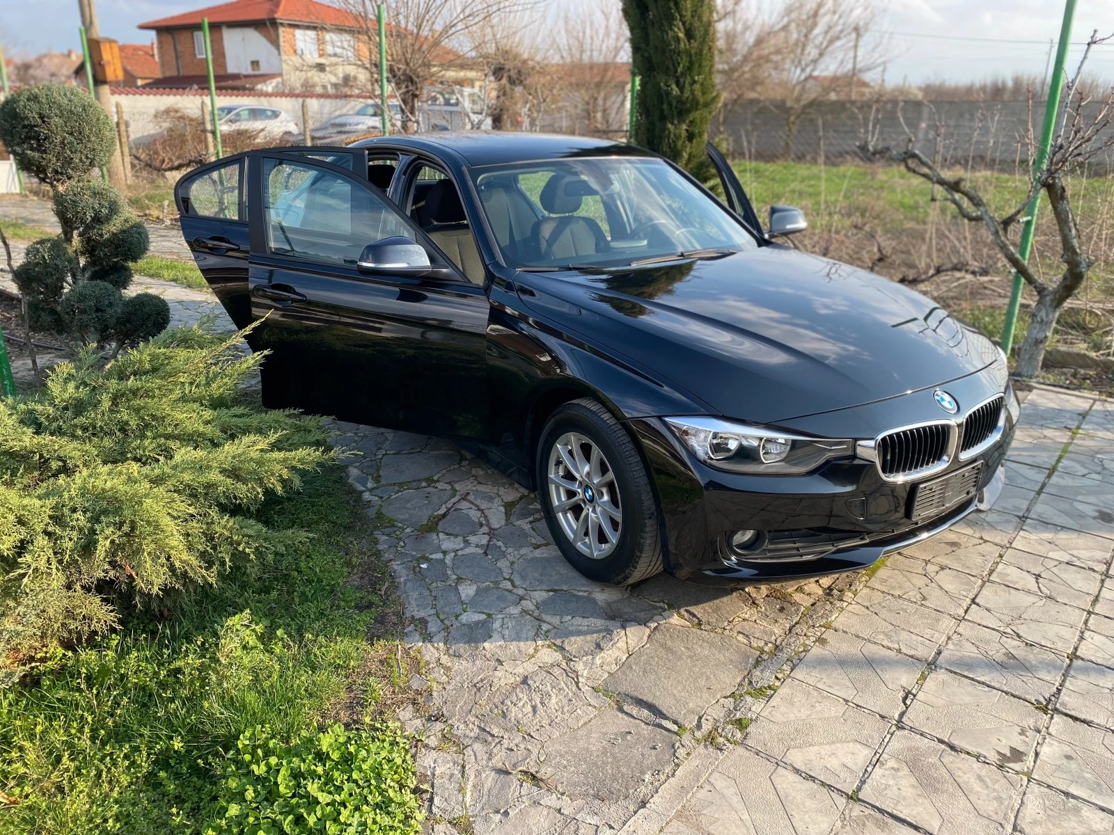 BMW 318 d 2.0d Automatic - изображение 10