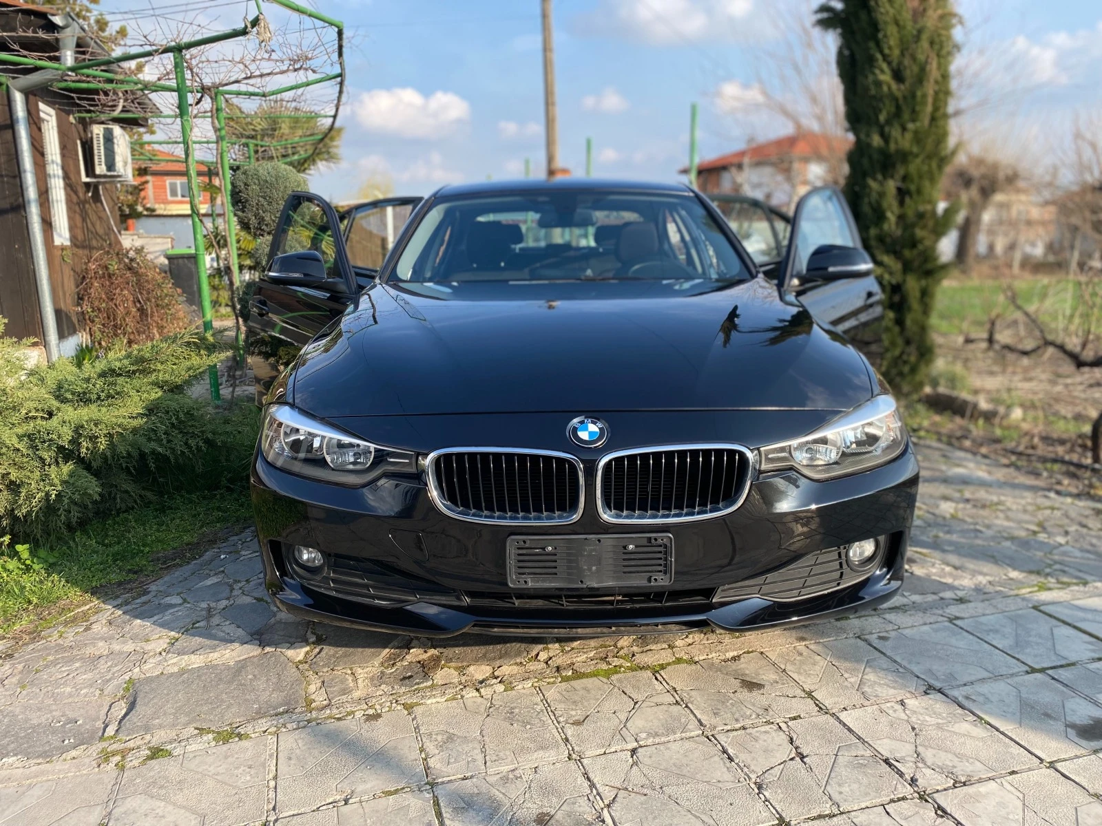 BMW 318 d 2.0d Automatic - изображение 8