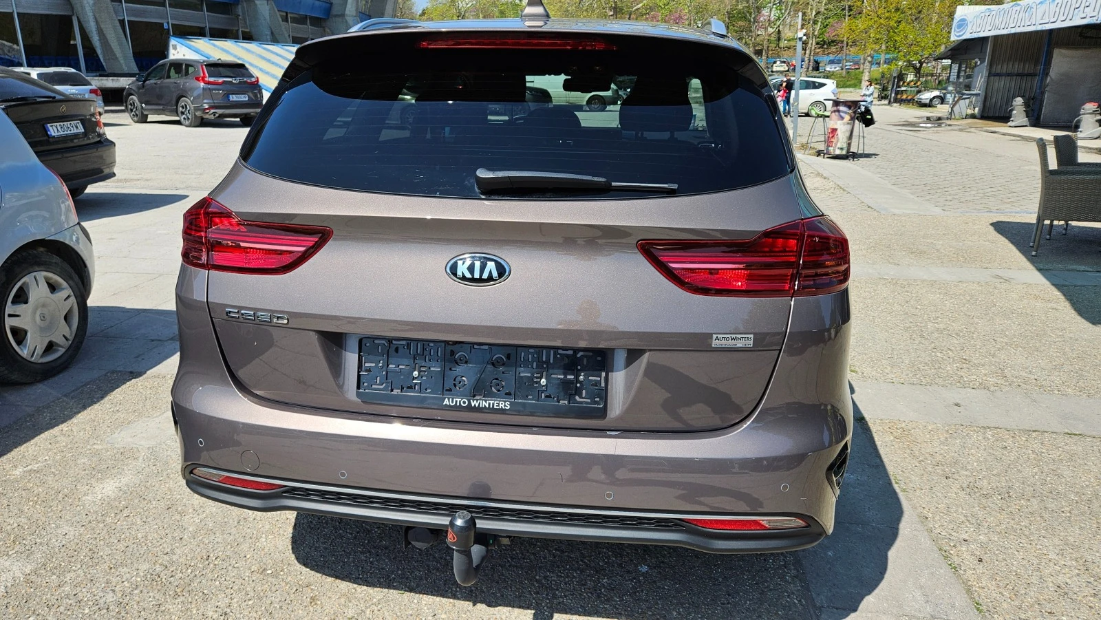 Kia Ceed SW 1.0 T-GDI - изображение 4