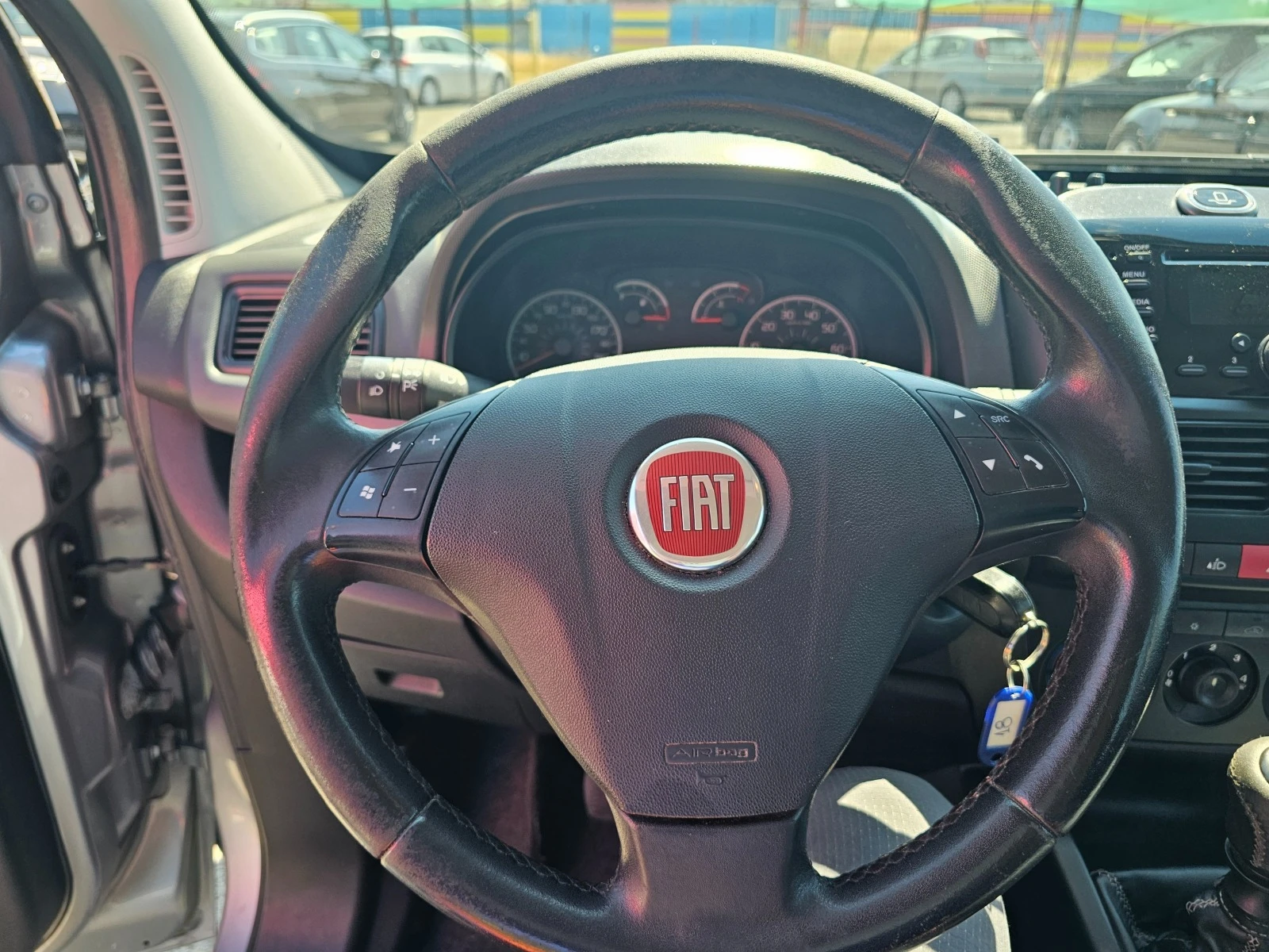 Fiat Doblo 1.4i metan - изображение 9