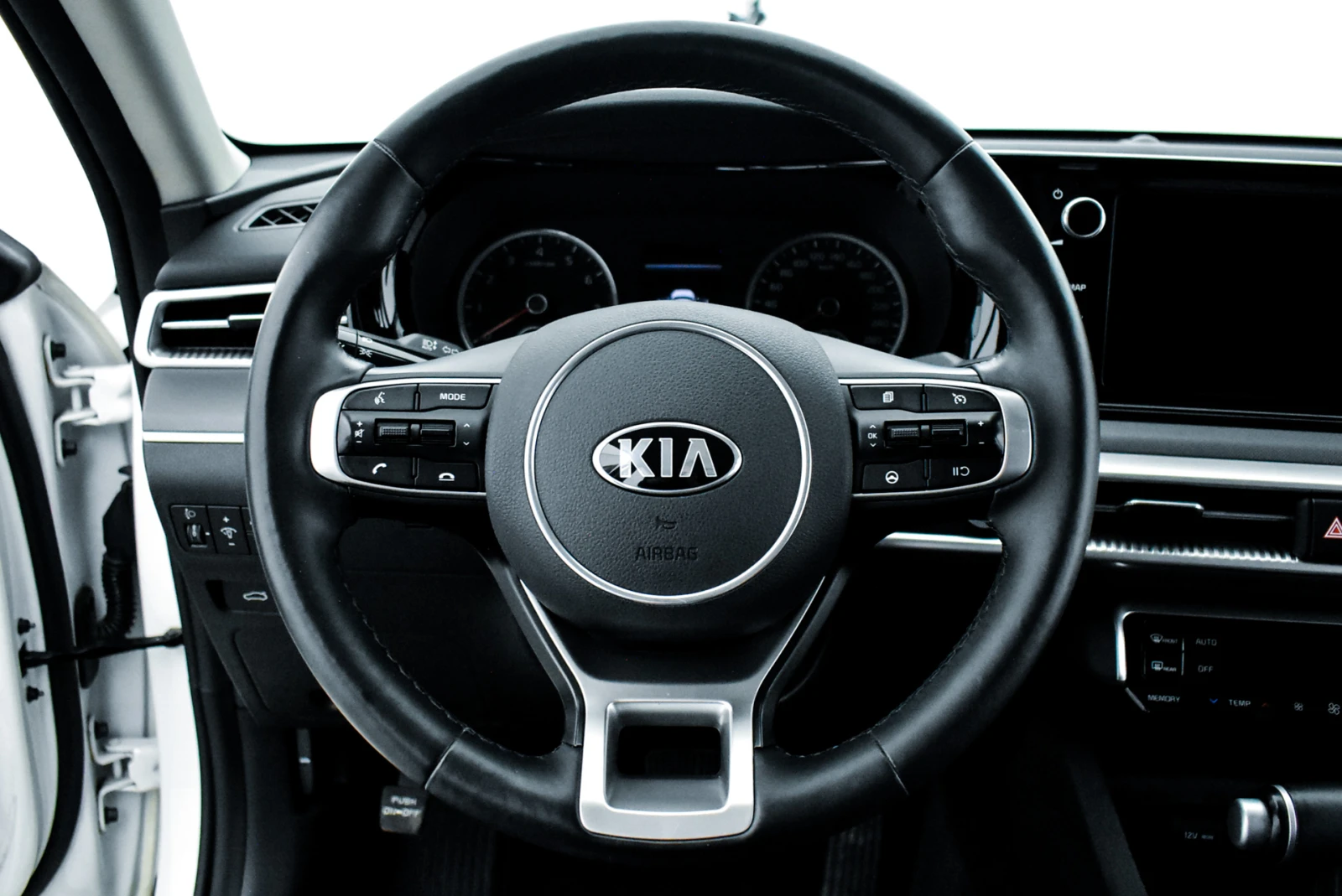 Kia K5 2.0 LPI | Mobile.bg   12