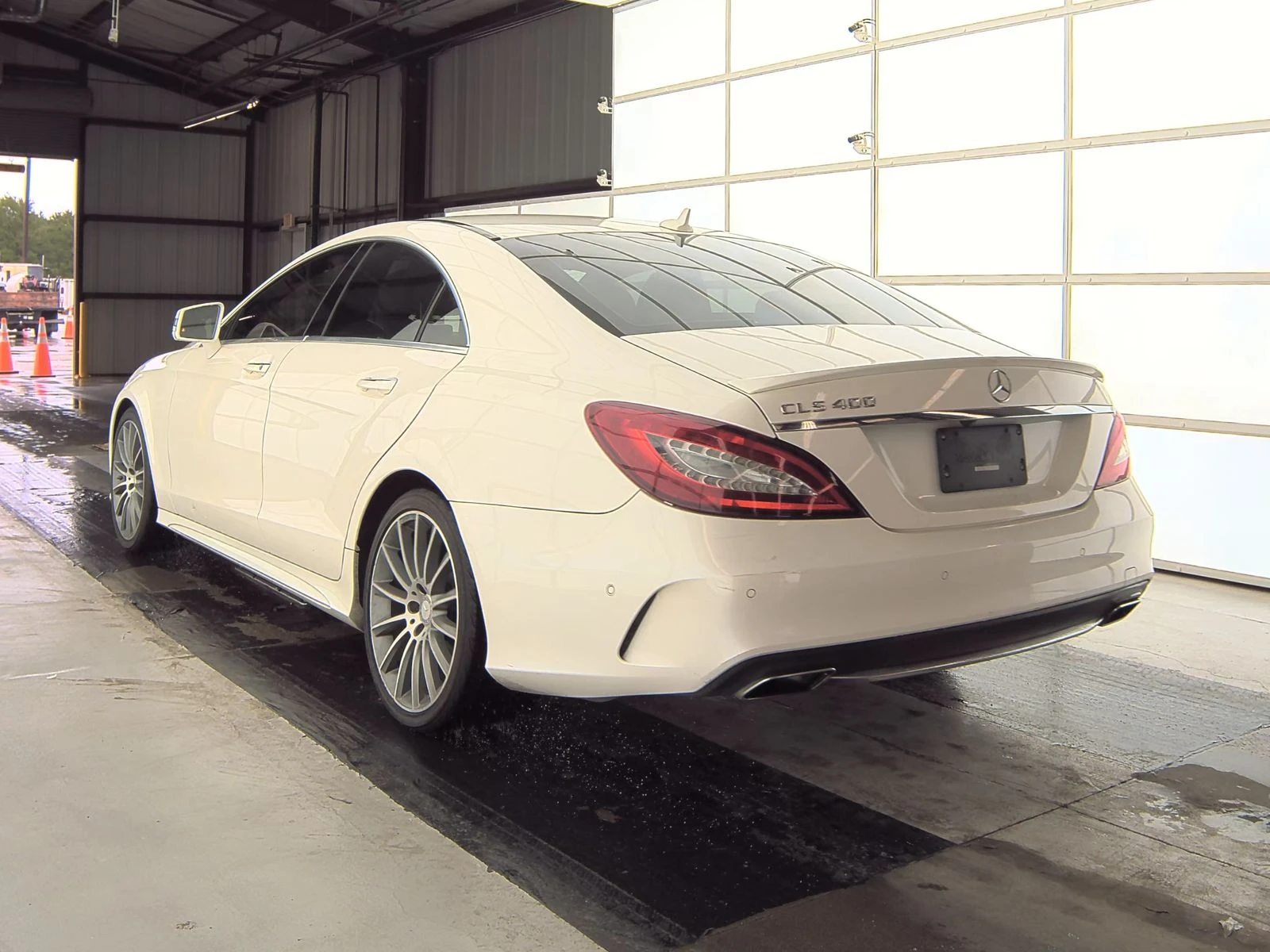 Mercedes-Benz CLS 400  - изображение 8