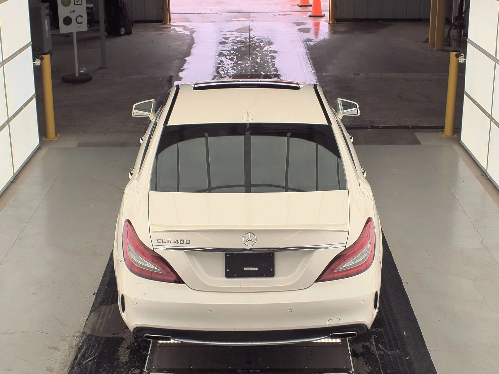 Mercedes-Benz CLS 400  - изображение 6