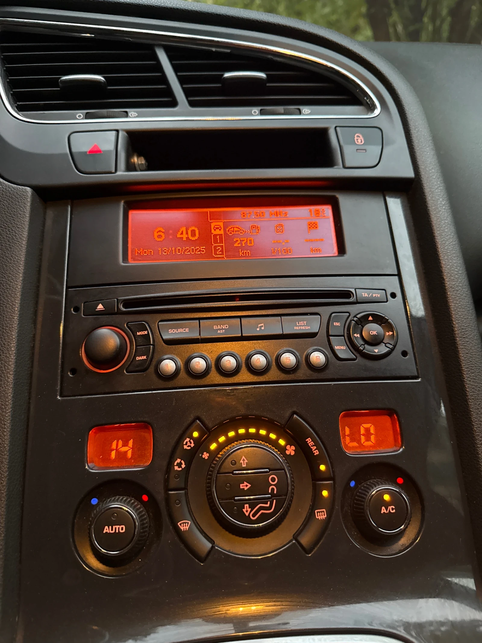 Peugeot 5008  - изображение 10