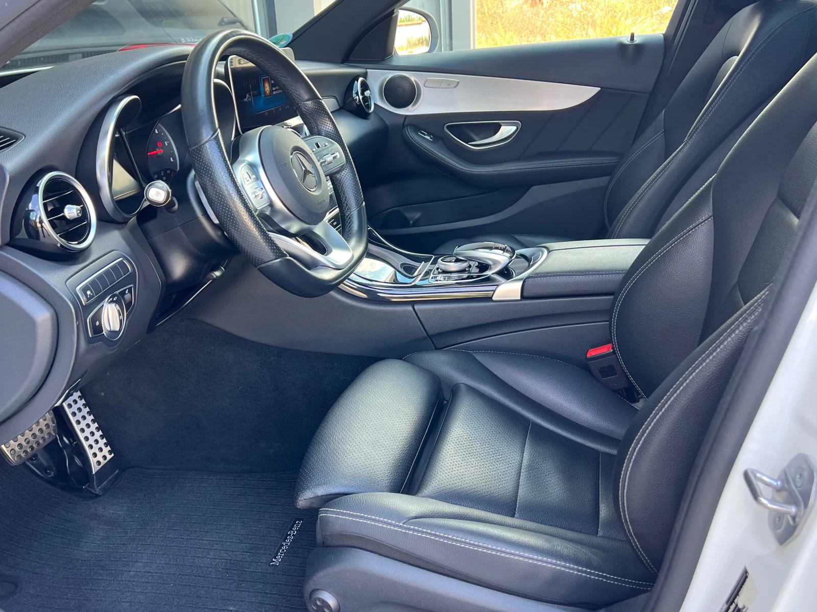 Mercedes-Benz C 220 d, AMG LINE, PANO, MULTIBEAM, CAMERA, FULL SERVICE - изображение 8
