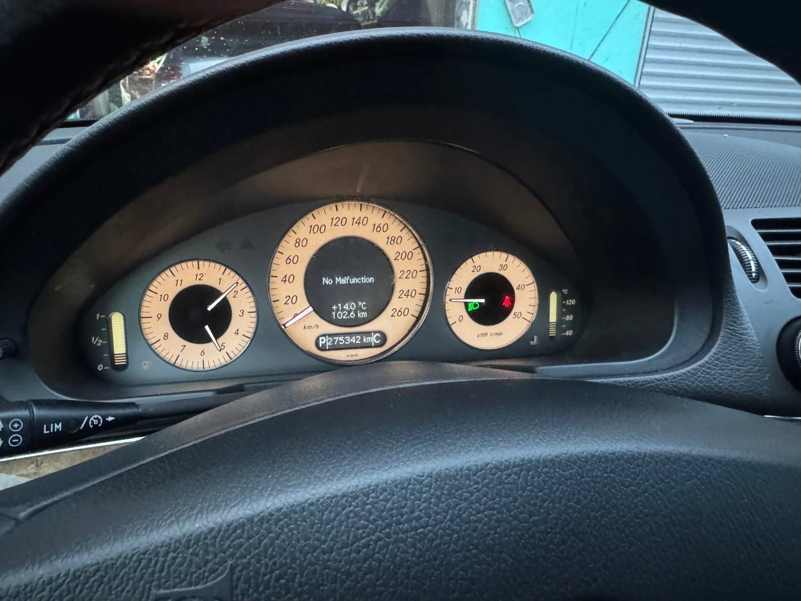 Mercedes-Benz E 320 CDI Avantgarde EURO 4 | Mobile.bg — изображение 14