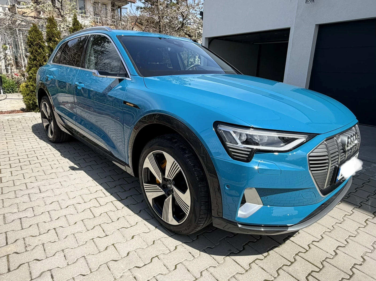 Audi E-Tron 55 Quattro реални 32000 км!