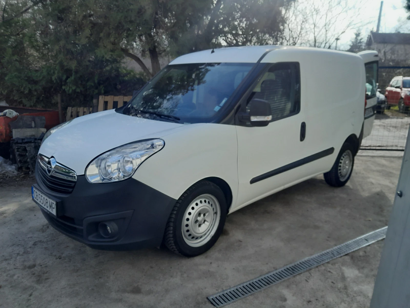 Opel Combo Товарен, снимка 4 - Автомобили и джипове - 54583172
