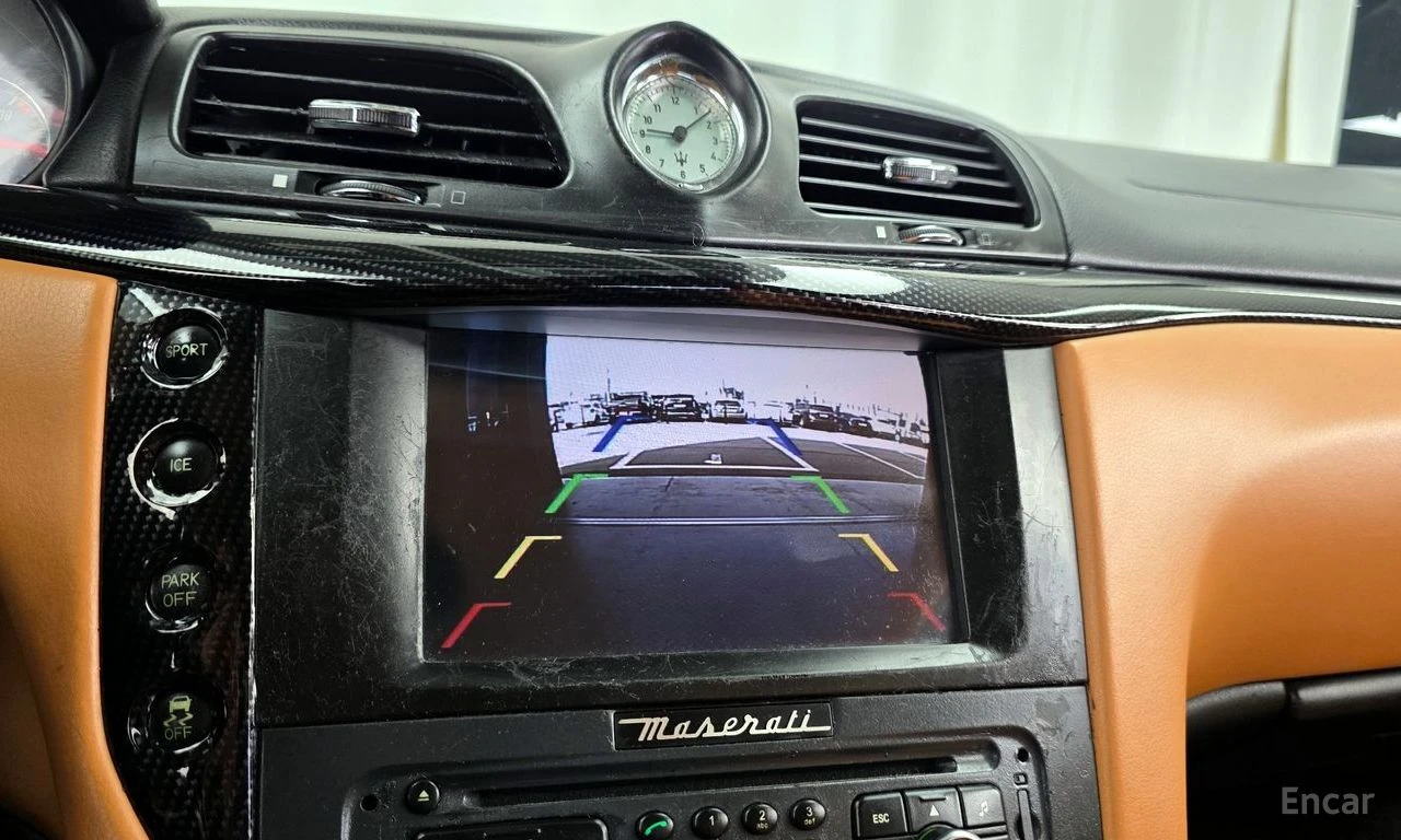 Maserati GranTurismo 4.7* SPORT* , снимка 10 - Автомобили и джипове - 54735592