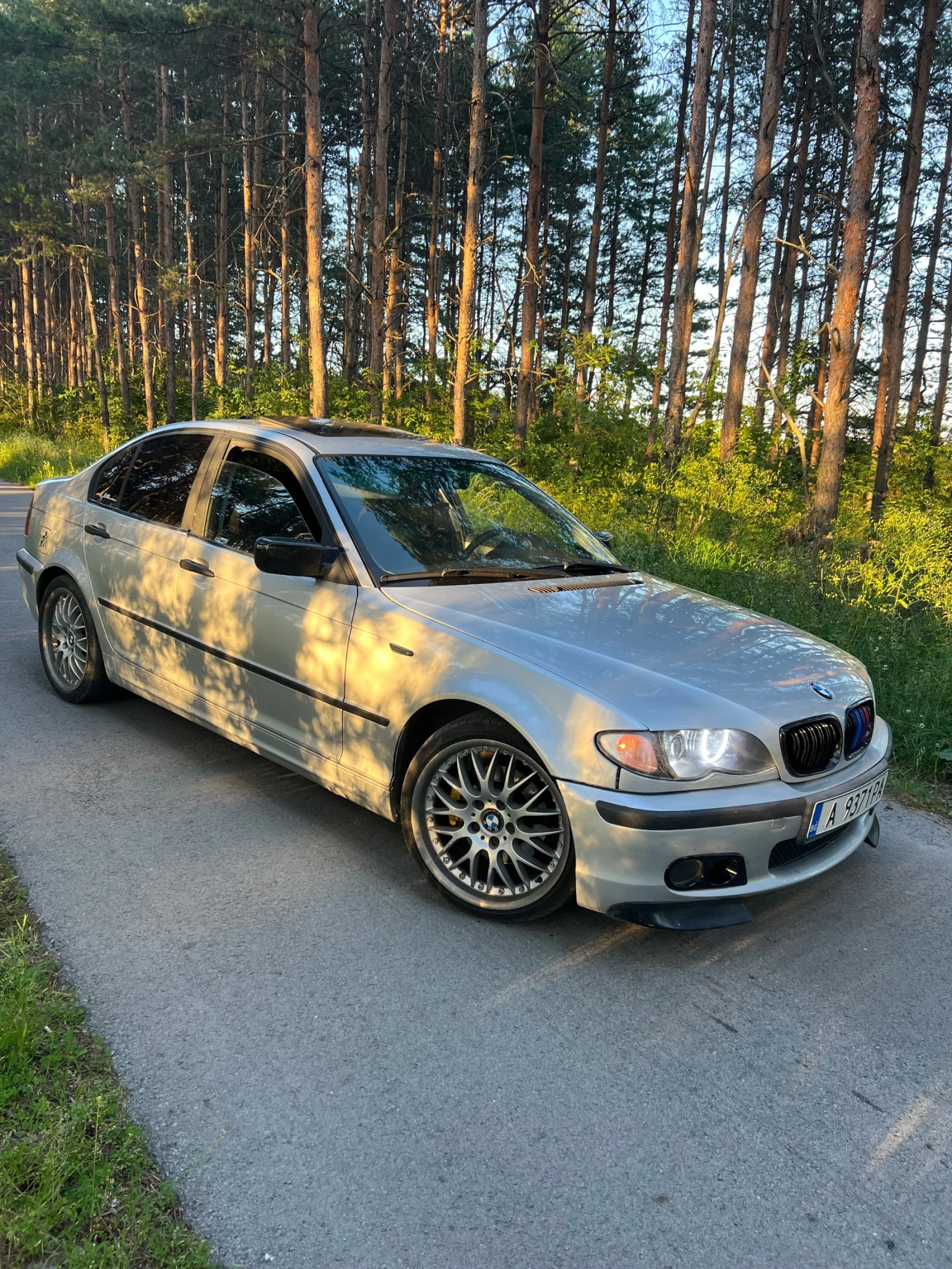 BMW 320, снимка 2 - Автомобили и джипове - 55065769