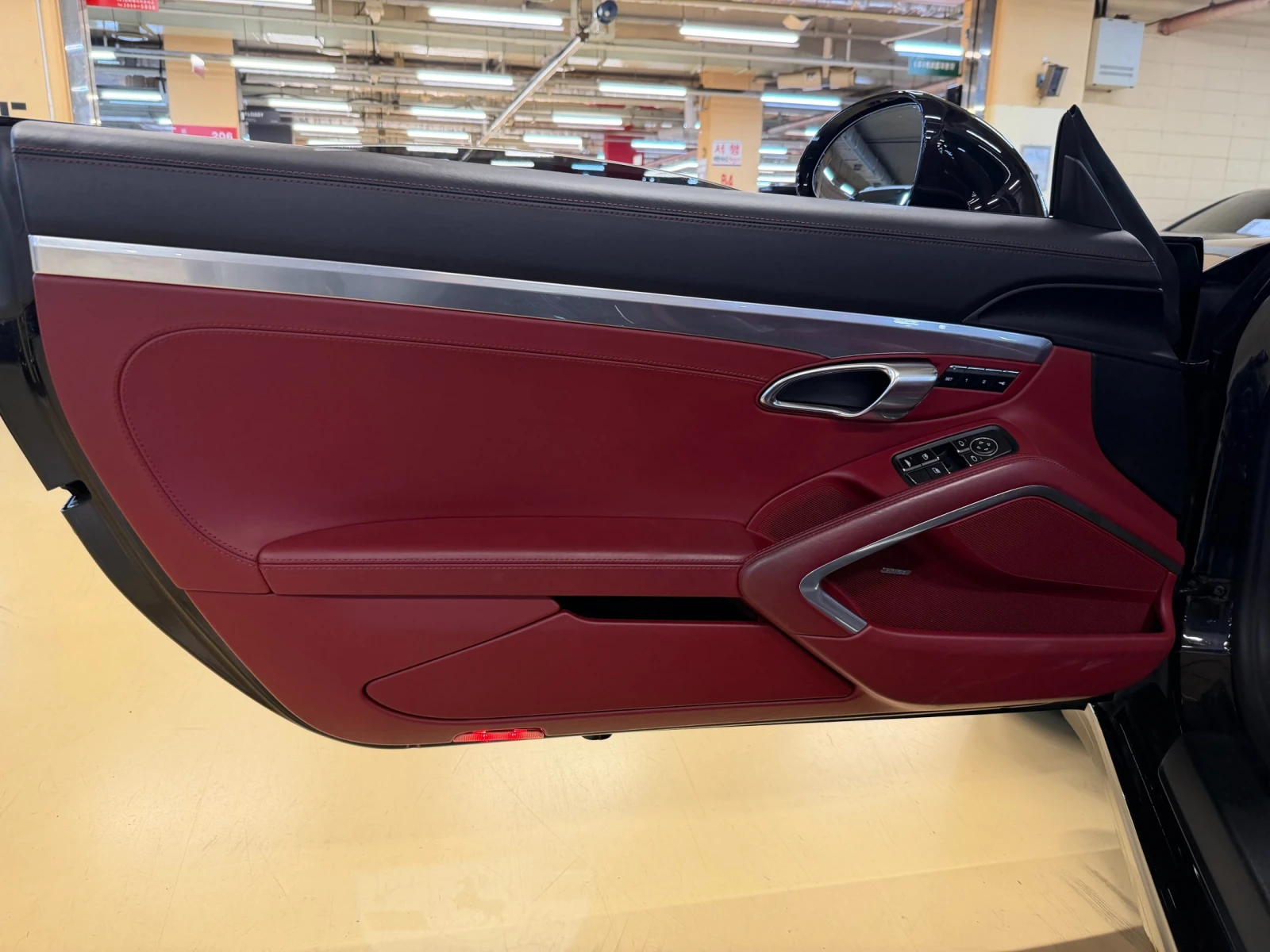 Porsche 911 911 Curry La S Cabriolet 991, снимка 11 - Автомобили и джипове - 55591622