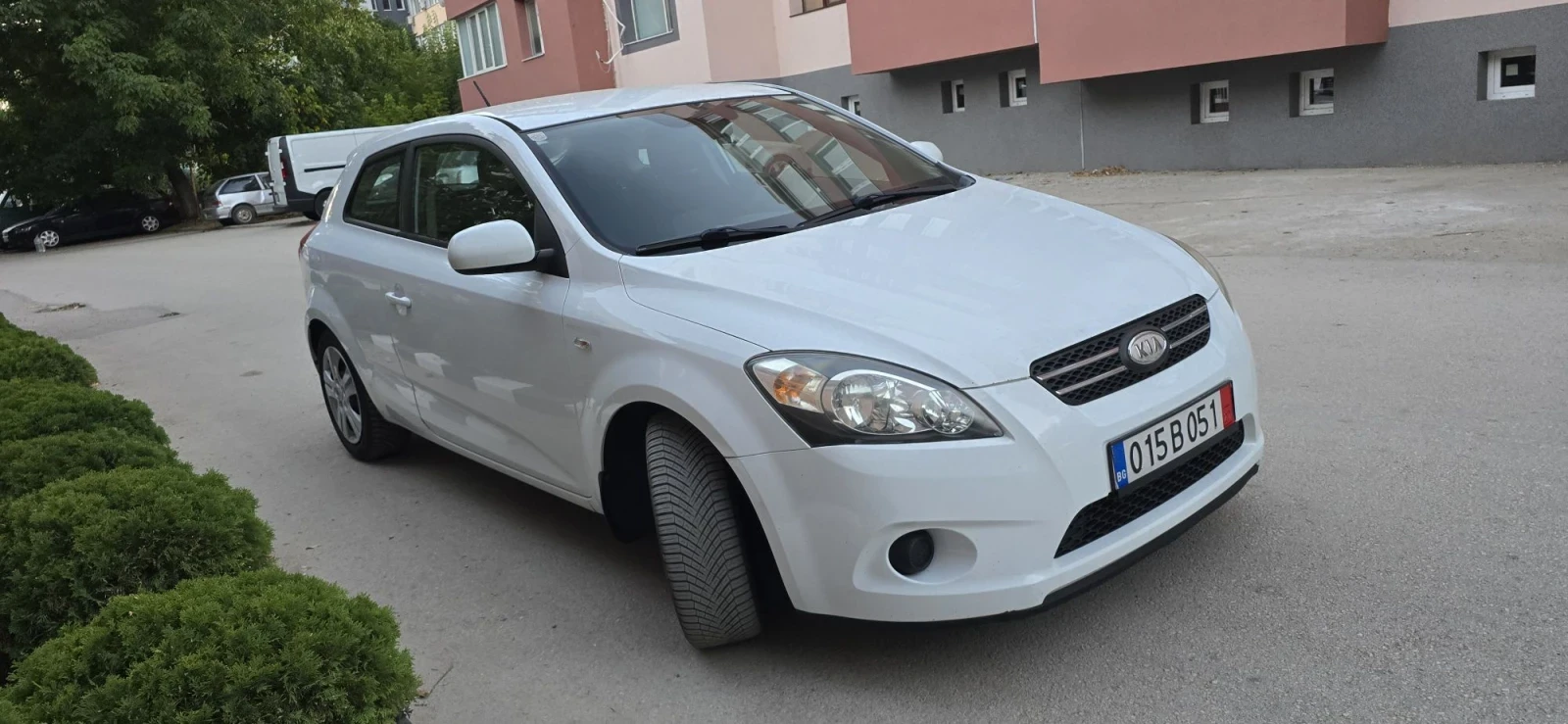 Kia Ceed 1.6d.6ск., снимка 6 - Автомобили и джипове - 56001634