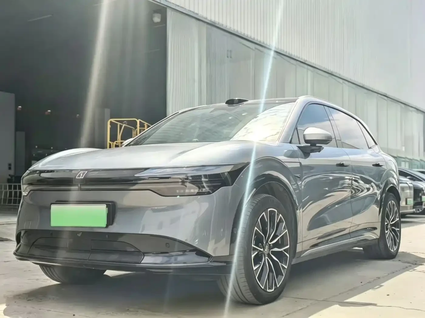 Zeekr 7X 100kWh Long Range RWD Smart Driving Edition, снимка 3 - Автомобили и джипове - 56323611