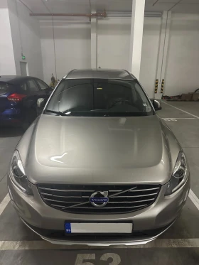 Volvo XC60 Facelift D5 AWD, снимка 11