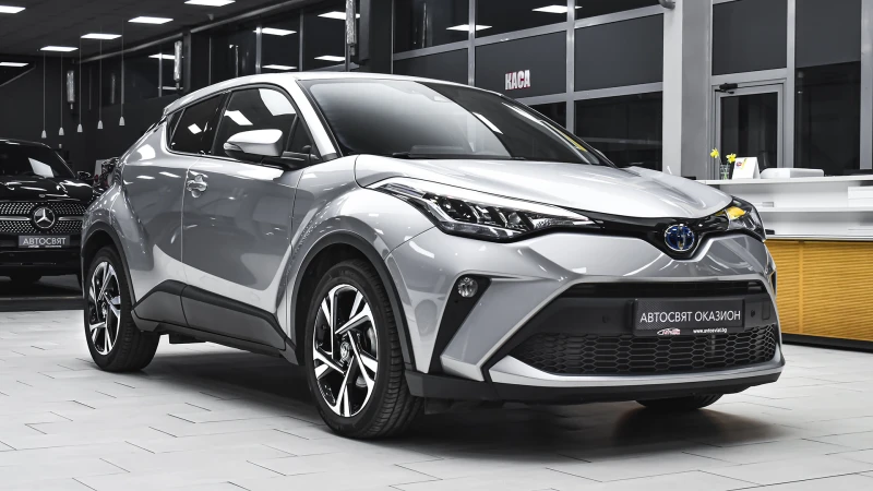 Toyota C-HR 2.0 Hybrid Club Automatic, снимка 5 - Автомобили и джипове - 50653161
