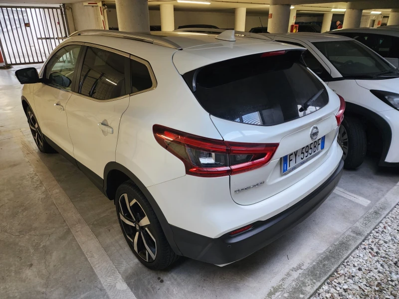 Nissan Qashqai 1.5DCI, TEKNA+ , FULL, снимка 4 - Автомобили и джипове - 53111378