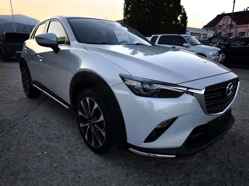 Mazda CX-3 2.0i FACE KEYLESS HEAD-UP NAVI KAMERA , снимка 3 - Автомобили и джипове - 53156880