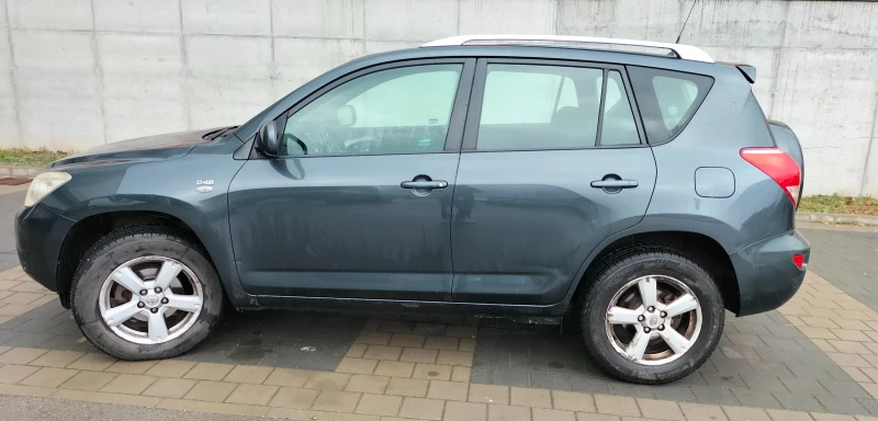 Toyota Rav4, снимка 5 - Автомобили и джипове - 53225366