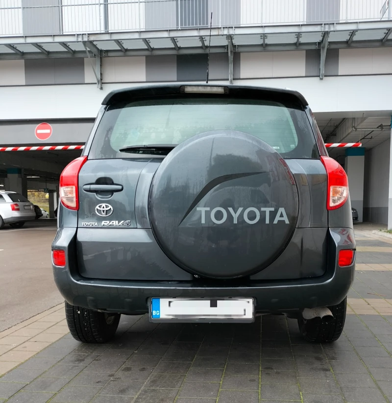 Toyota Rav4, снимка 7 - Автомобили и джипове - 53225366