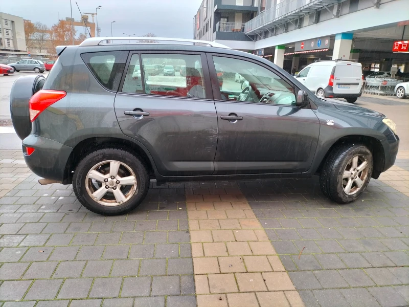 Toyota Rav4, снимка 6 - Автомобили и джипове - 53225366