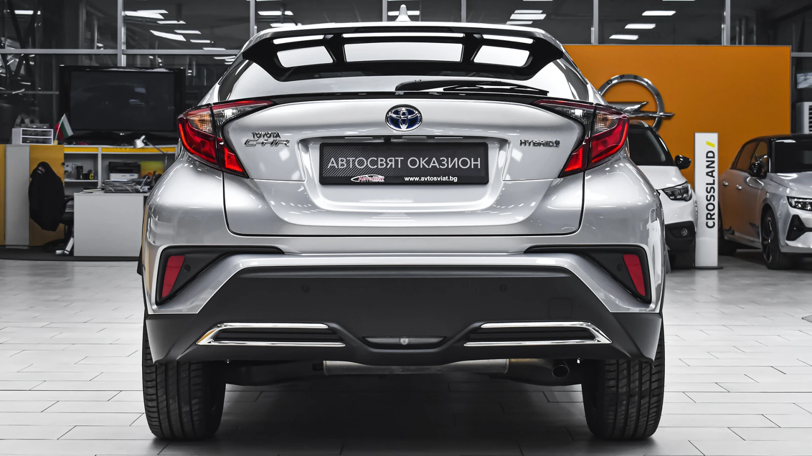 Toyota C-HR 2.0 Hybrid Club Automatic - изображение 3