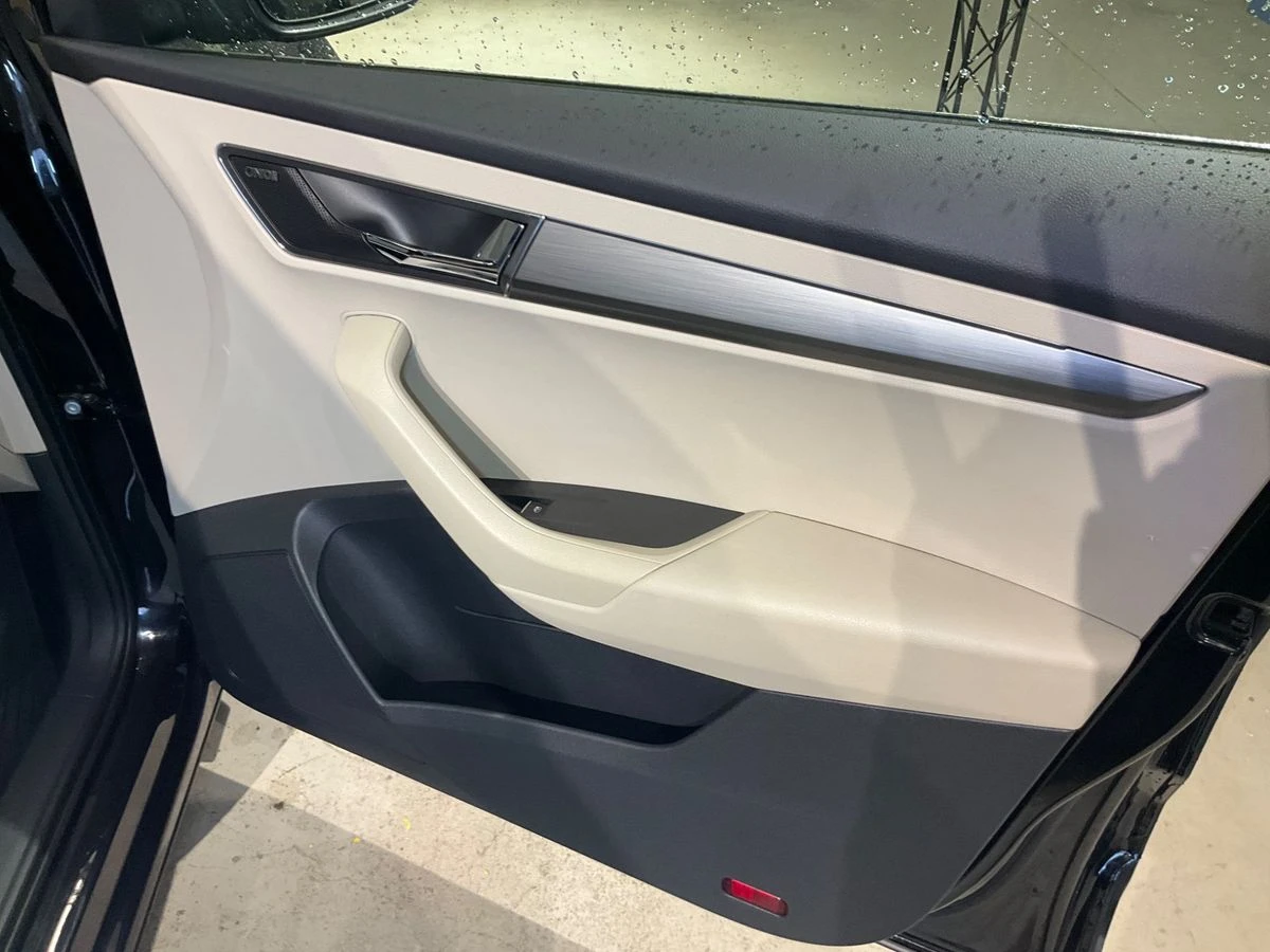 Skoda Karoq 2.0 TDI Style 4x4 //  | Mobile.bg   13