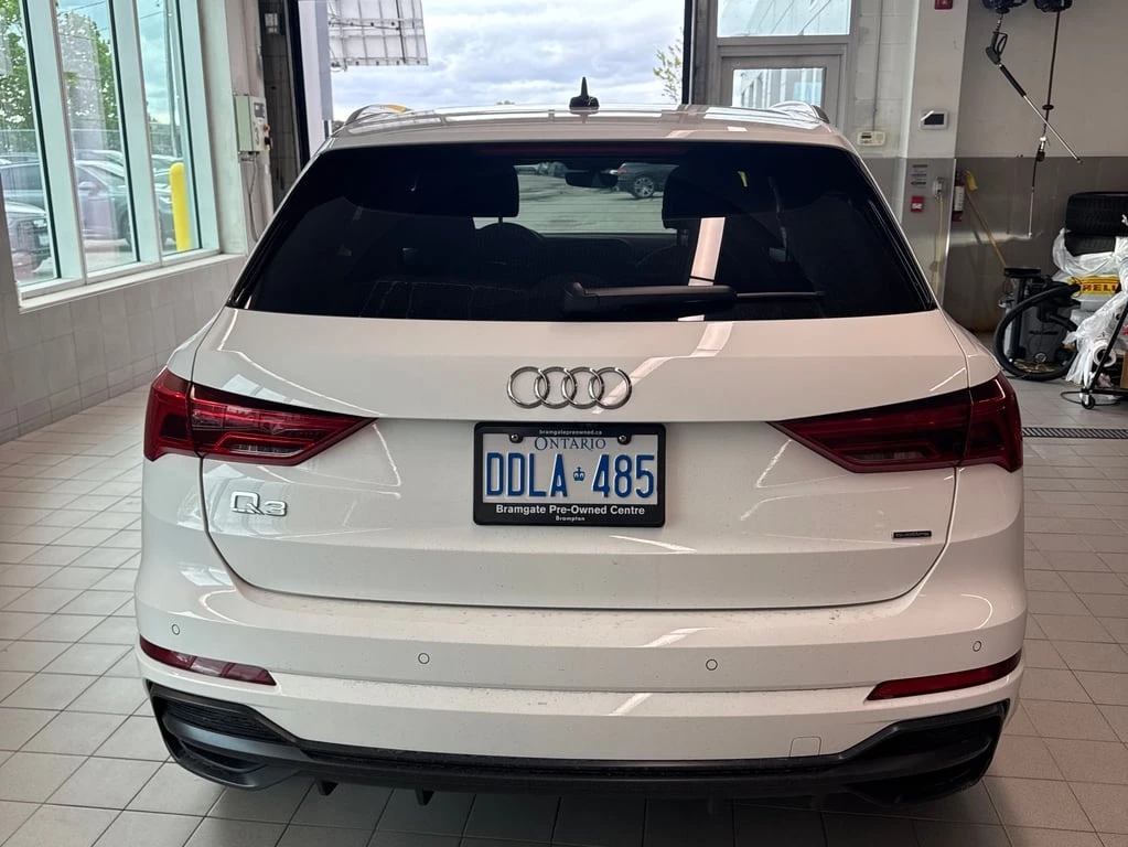 Audi Q3 * Progressiv * CARFAX * БЕЗ ПЪРВОНАЧАЛНА ВНОСКА - изображение 4