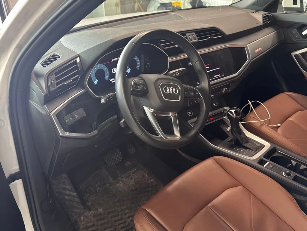 Audi Q3 * Progressiv * CARFAX * БЕЗ ПЪРВОНАЧАЛНА ВНОСКА - изображение 5