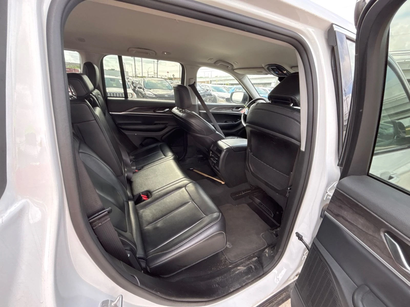 Jeep Grand cherokee 2023 Grand Cherkee LImited, снимка 16 - Автомобили и джипове - 54206732