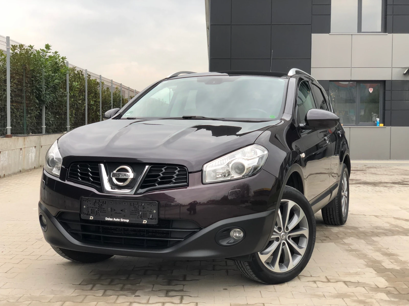 Nissan Qashqai 2.0i Facelift Tekna* Пълна Сервизна История* Кожа