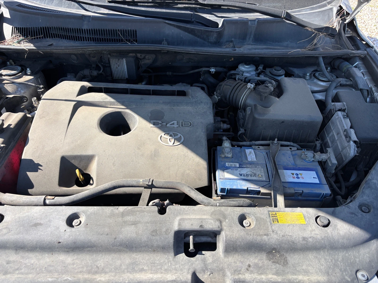 Toyota Rav4 2.2 D-4D, снимка 6 - Автомобили и джипове - 54708565
