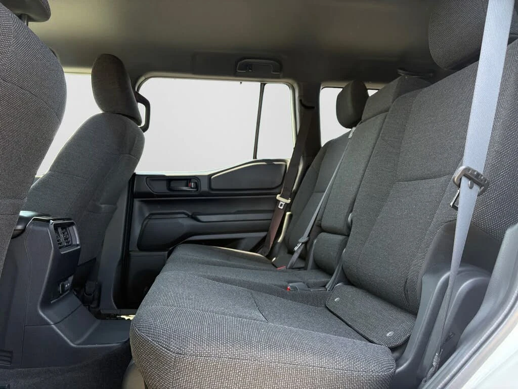 Toyota Land cruiser * HeadUp *  AвтоКредит * (ЦЕНА ДО БГ), снимка 16 - Автомобили и джипове - 54840902
