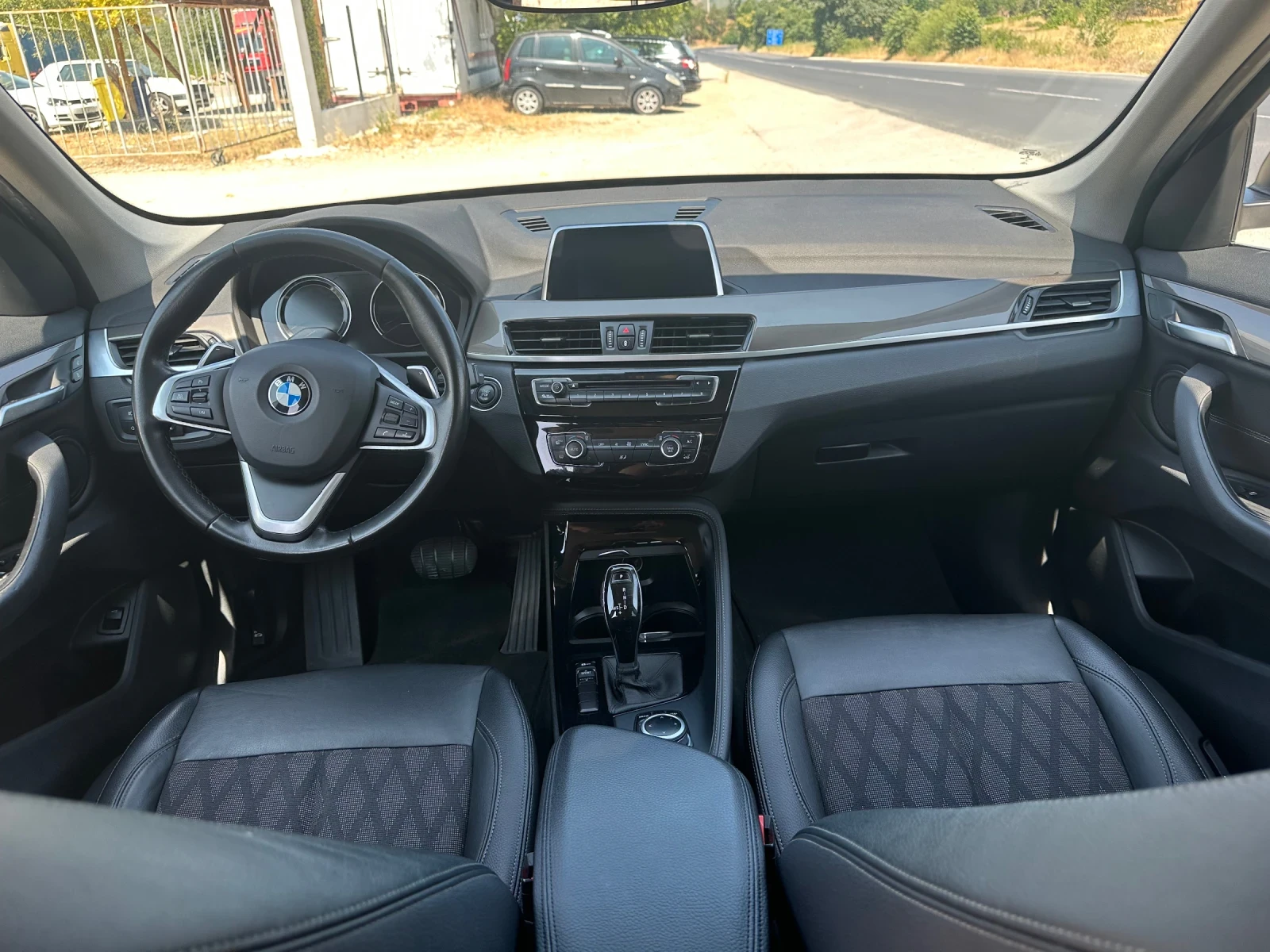 BMW X1 Sdrive 2.0 D Xline FACELIFT  NAVI/KAMERA/LED/Bi-xe, снимка 15 - Автомобили и джипове - 55143911