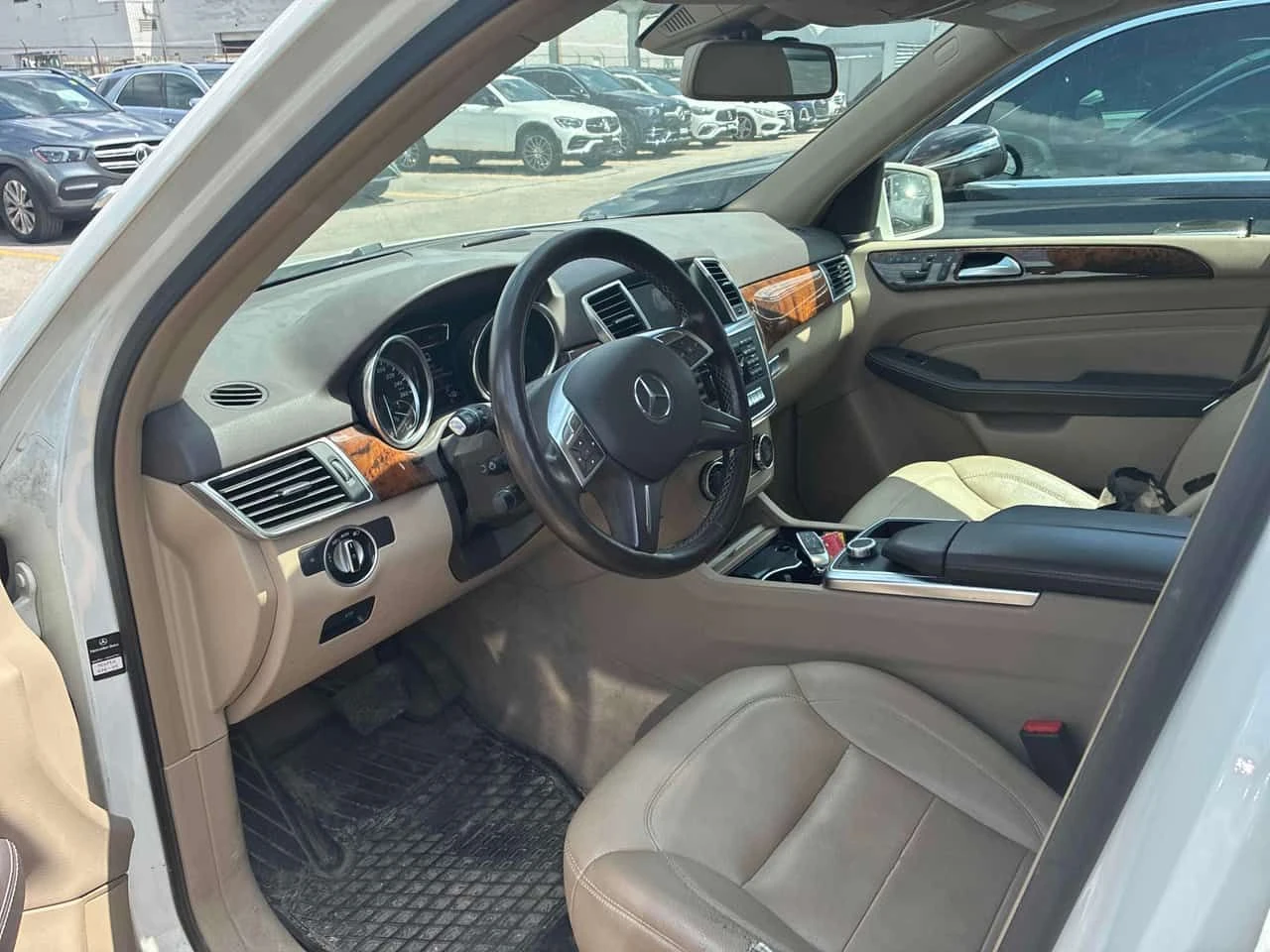 Mercedes-Benz ML 350 * BlueTEC * CARFAX * ЦЕНА ДО БГ, снимка 6 - Автомобили и джипове - 55261128