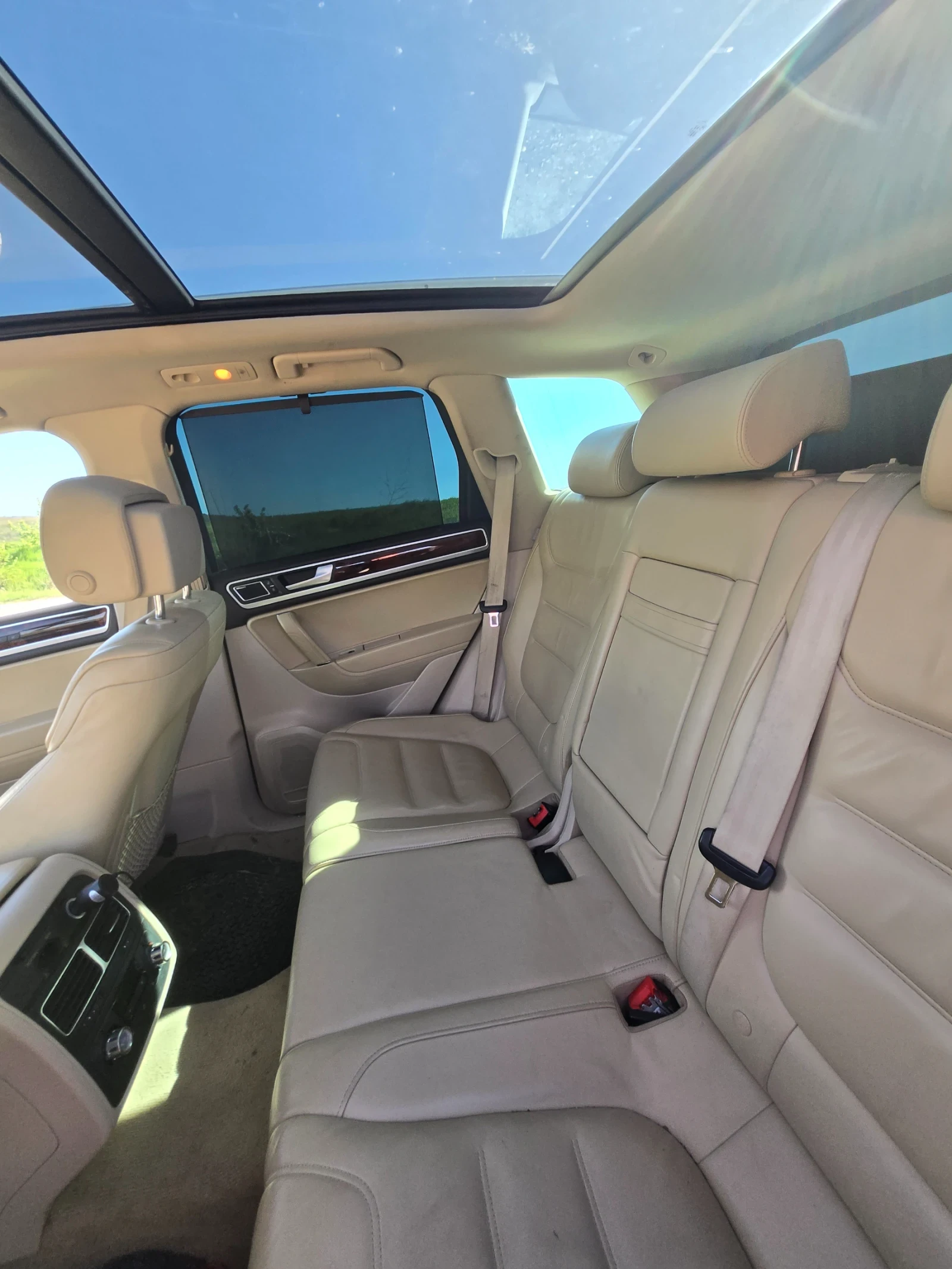 VW Touareg VW Touareg 4.2TDI V8 380к.с...R line ..KeyGo Dynau, снимка 4 - Автомобили и джипове - 55411818