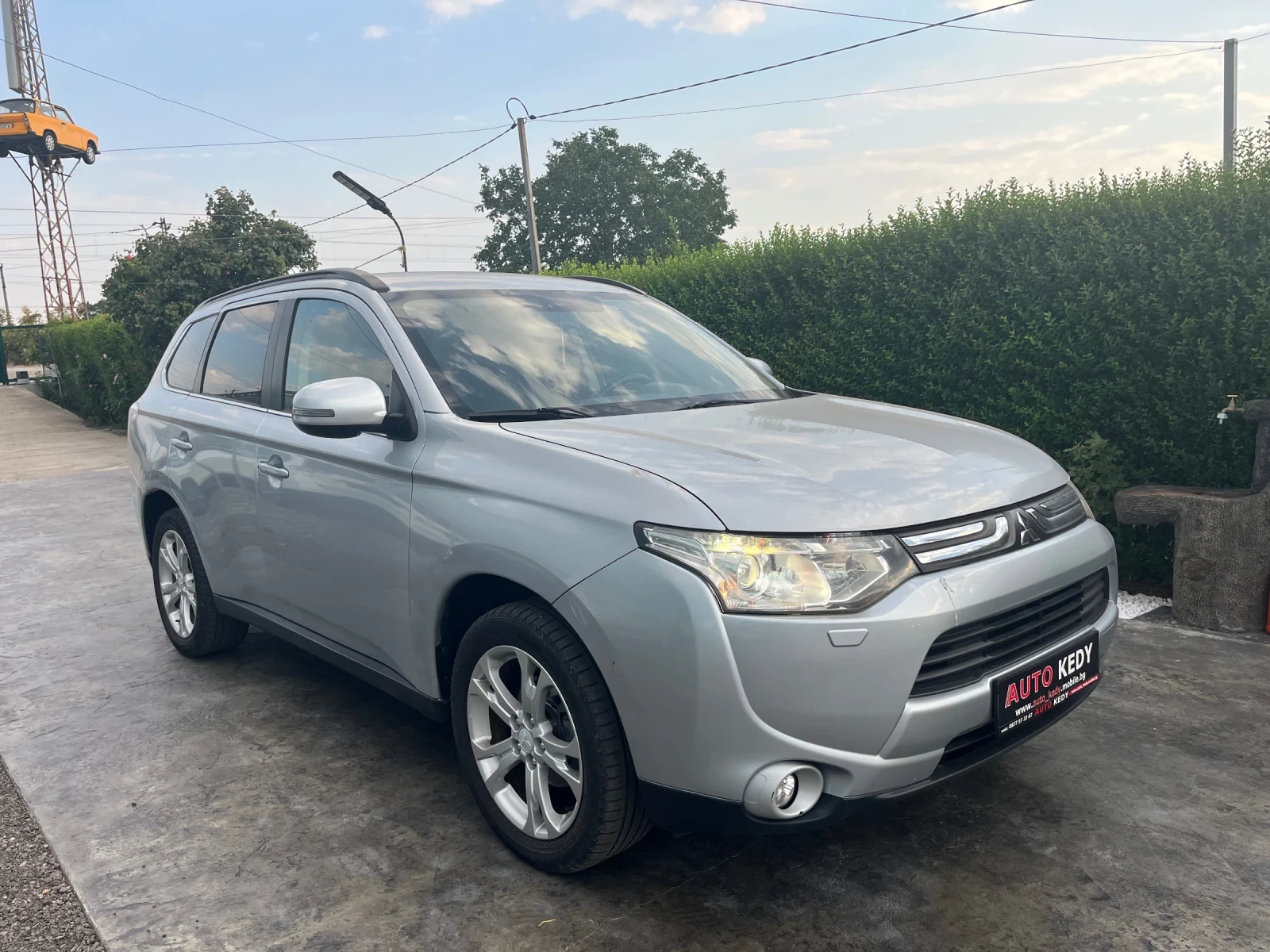 Mitsubishi Outlander 2.2D 4WD Face
