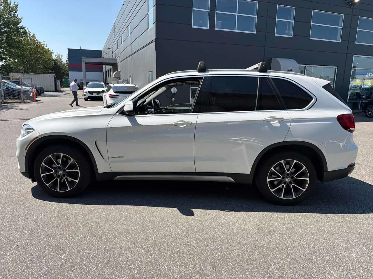 BMW X5 * xDrive35i * АВТОКРЕДИТ БЕЗ ПЪРВОНАЧАЛНА ВНОСКА* , снимка 2 - Автомобили и джипове - 55603318