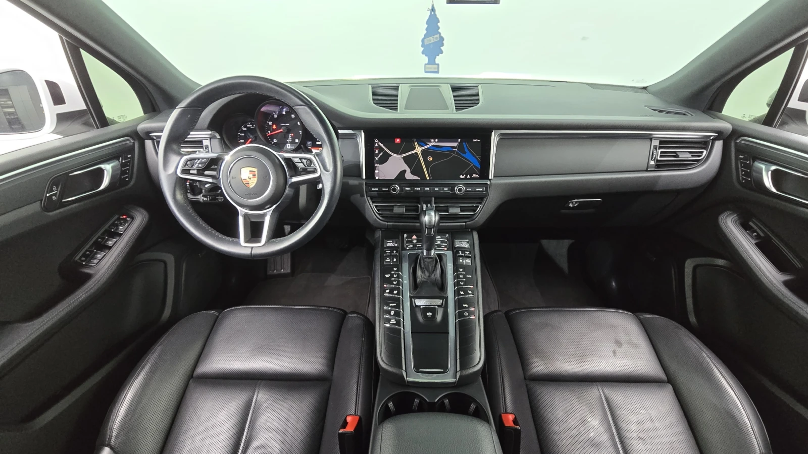Porsche Macan ЕЛ. БАГАЖНИК* BLIND SPOT* 360* ЛЮК* КРАЙНА ЦЕНА, снимка 7 - Автомобили и джипове - 55608874