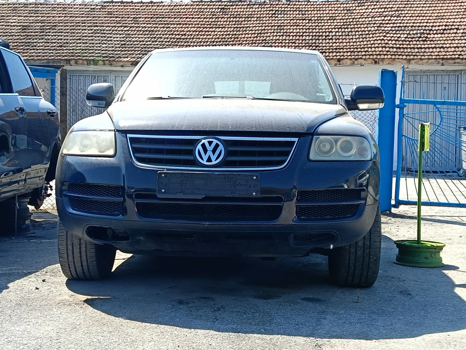 VW Touareg R5 2.5TDI / НА ЧАСТИ , снимка 2 - Автомобили и джипове - 55643465