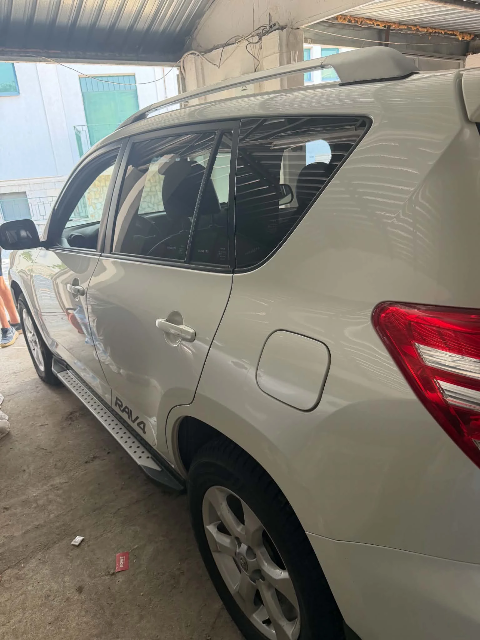Toyota Rav4 TDI, снимка 4 - Автомобили и джипове - 55827323