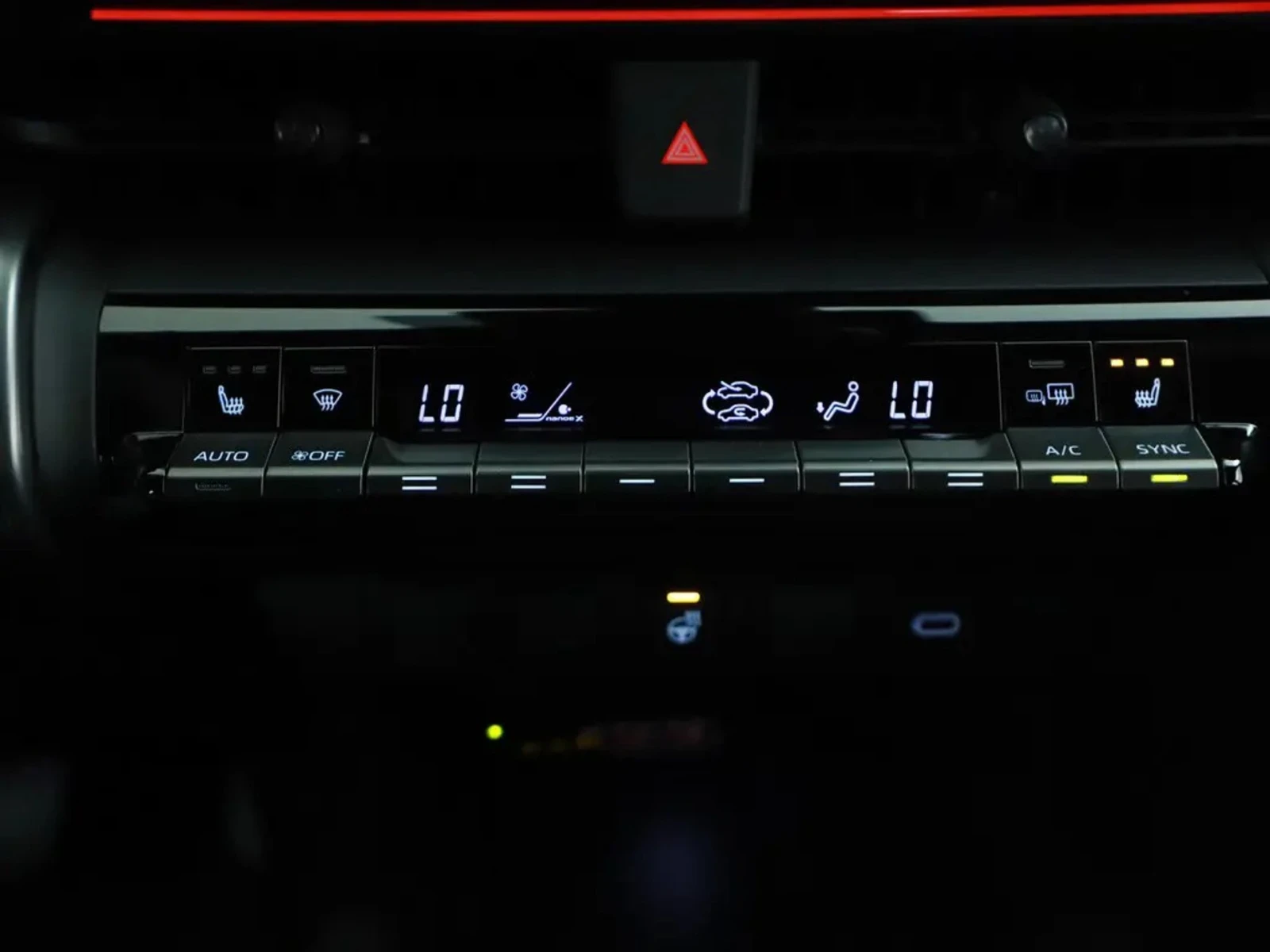 Toyota C-HR C-HR GR PLUG-IN HYBRID 2.0L, снимка 9 - Автомобили и джипове - 55855030