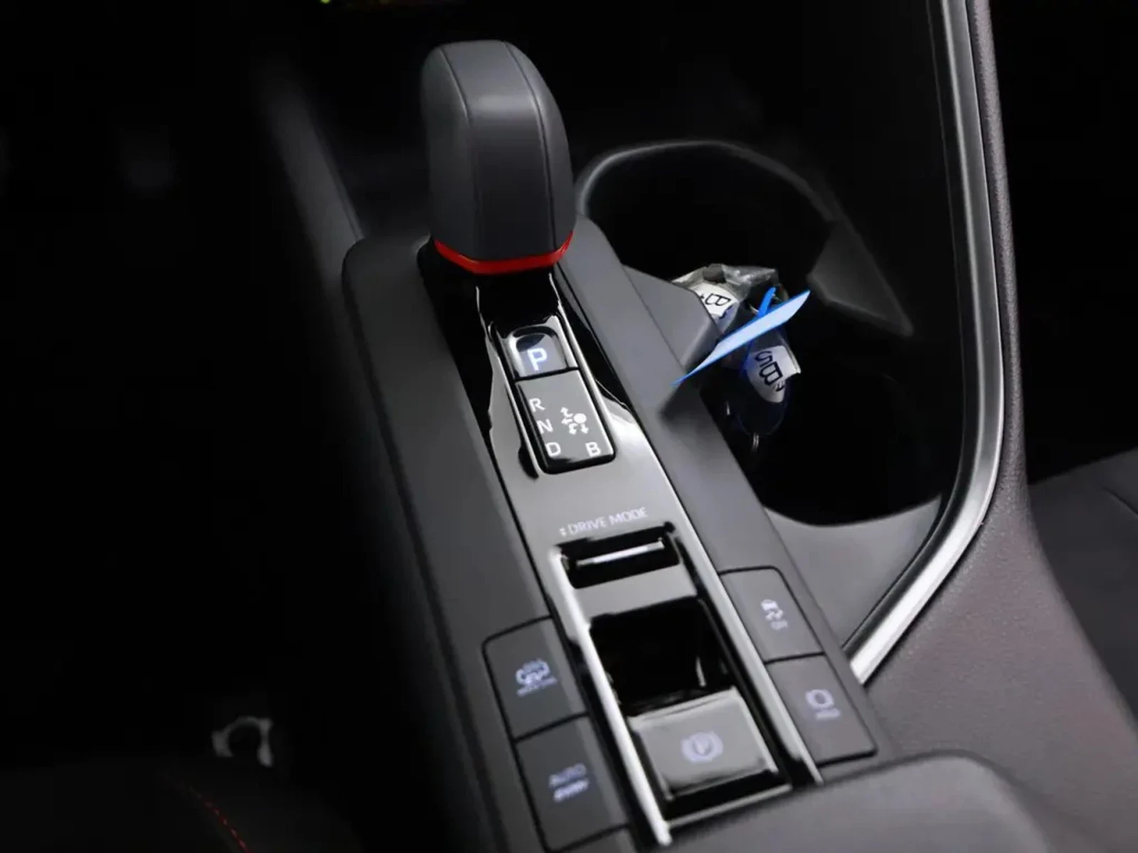Toyota C-HR C-HR GR PLUG-IN HYBRID 2.0L, снимка 6 - Автомобили и джипове - 55855030