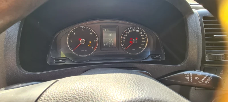 VW Transporter 2.0 TDI, снимка 4 - Бусове и автобуси - 52762290