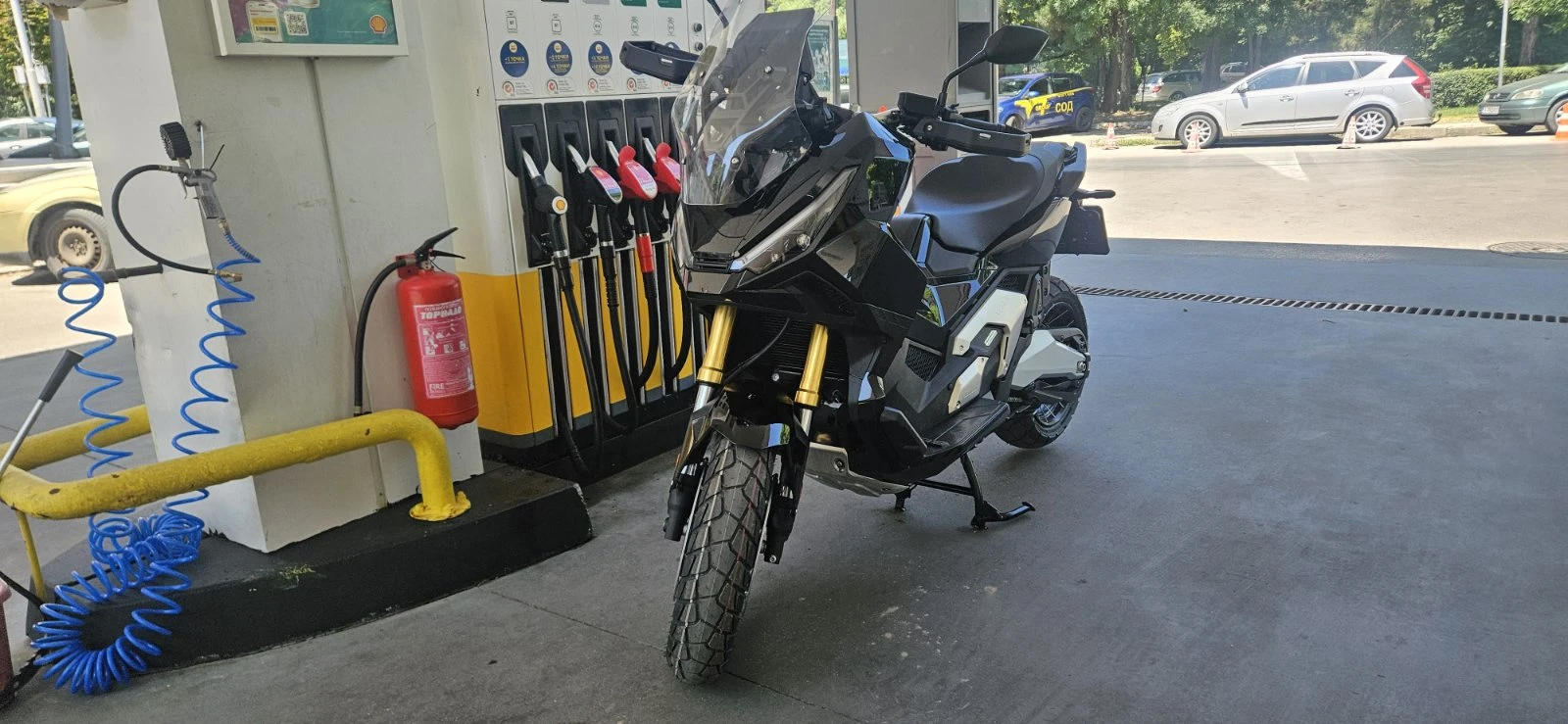 Honda X-ADV 750 2025 Гаранционен от Бултрако с ACRAPOVIC , снимка 1