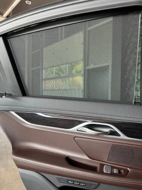 BMW 730 d* xDrive* FULL Екстри* M PACKET * HEAD UP* Шибеда, снимка 8