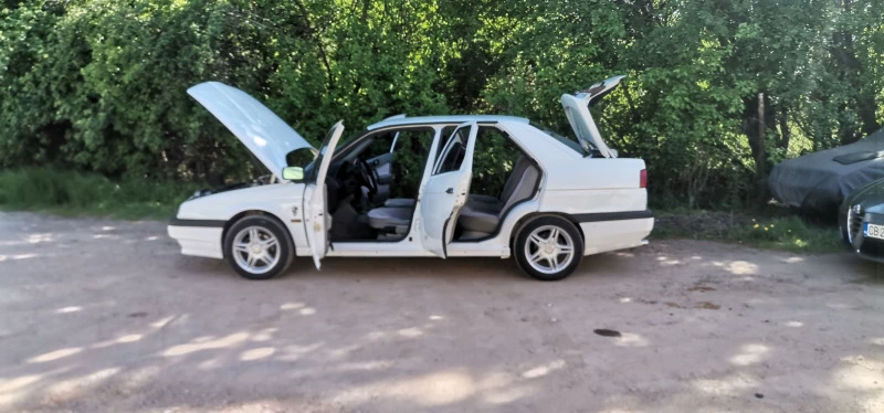 Alfa Romeo 155 2.0 8v 143ps, снимка 14 - Автомобили и джипове - 46912118